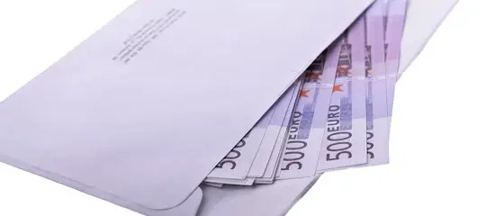 De fraudeur heeft geld nodig.
